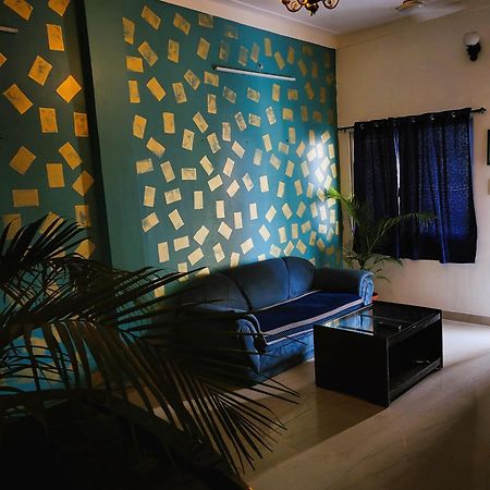Blue Beds Homestay, Exotic 2Bhk Ac House 자발푸르 외부 사진