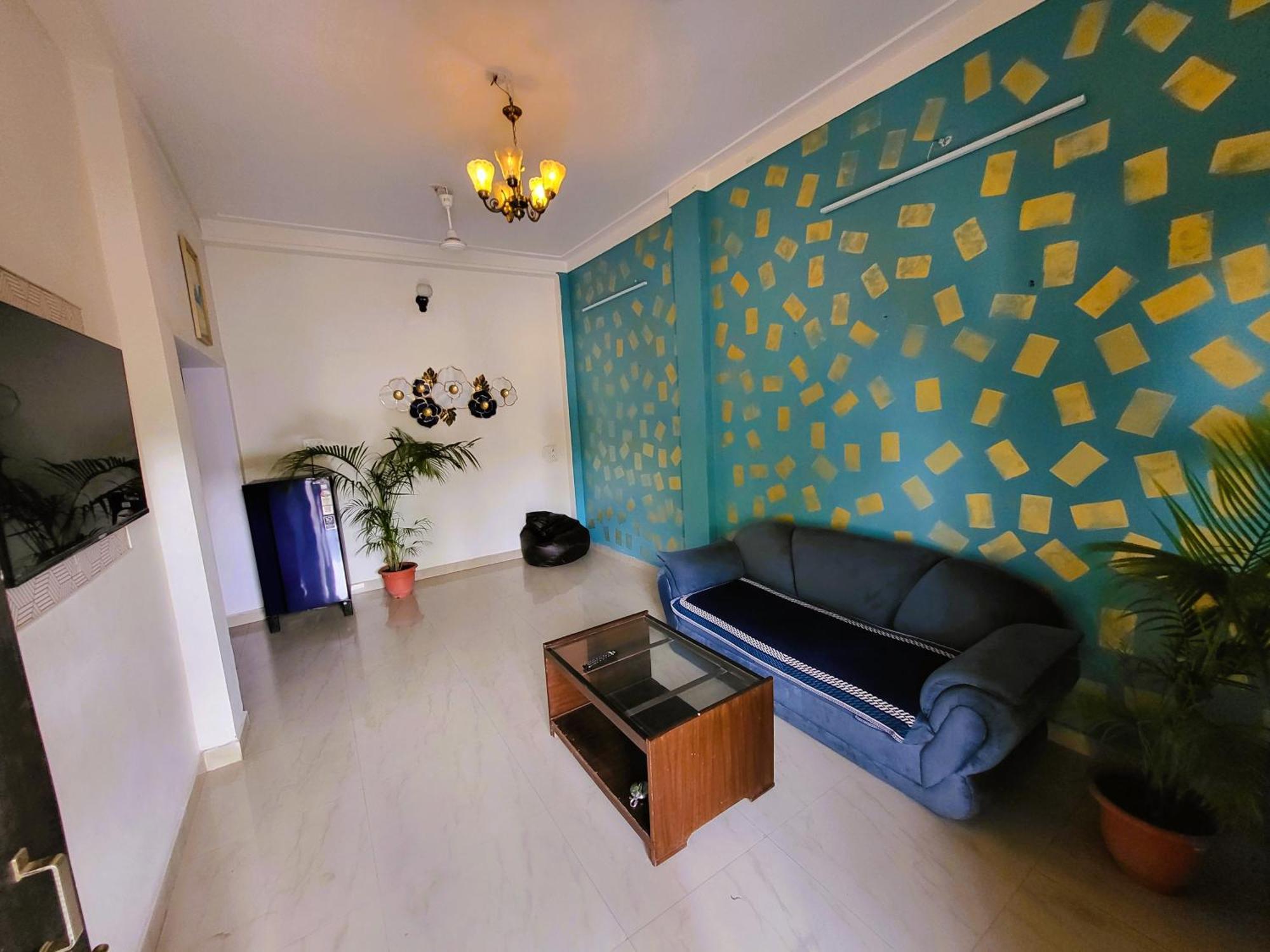 Blue Beds Homestay, Exotic 2Bhk Ac House 자발푸르 외부 사진